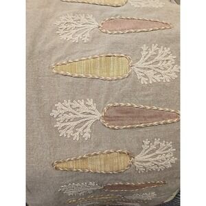 RACHEL ZOE BEIGE EMBROIDERED CARROTS TABLE RUNNER- 14"X48" NEW